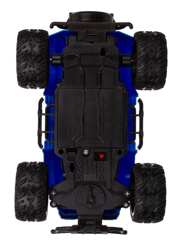 Машинка " BeBoy" на пульте радиоуправления с паром