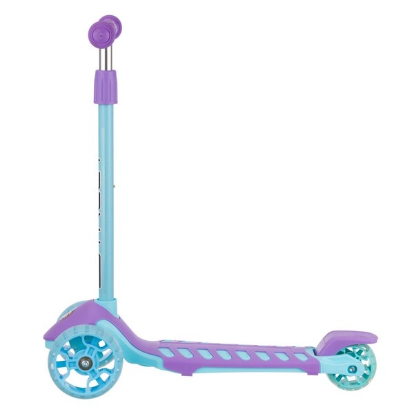 Самокат трехколесный