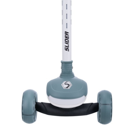 Самокат трехколесный Slider, светящиеся полиуретановые колёса и платформа, руль складной Самокат трехколесный Slider, светящиеся полиуретановые колёса и платформа, руль складной