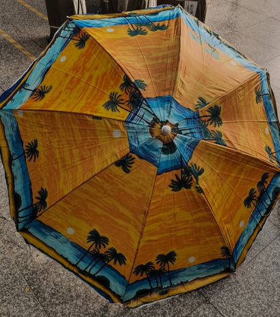 Зонт пляжный