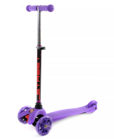 Самокат трехколесный