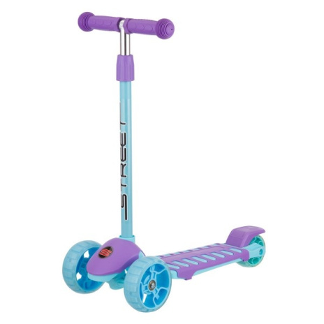 Самокат трехколесный