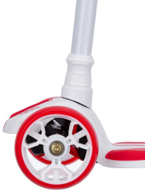 Самокат четырехколесный со светящимися колесами