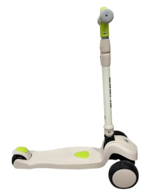 Самокат трехколесный Slider, светящиеся колёса и платформа, руль складной