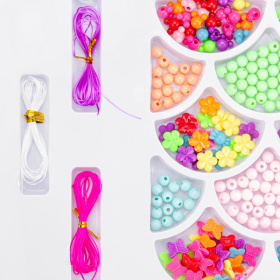 Набор "Рукодельница "Girl`s Club", блестящая упаковка Набор "Рукодельница "Girl`s Club", блестящая упаковка