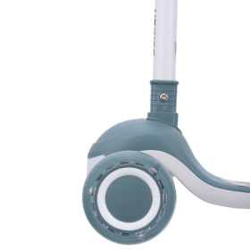 Самокат трехколесный Slider, светящиеся полиуретановые колёса и платформа, руль складной Самокат трехколесный Slider, светящиеся полиуретановые колёса и платформа, руль складной