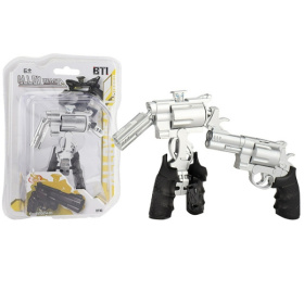 Робот, трансформируется в пистолет