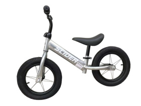 Беговел "Slider" надувные колеса диаметром 12 дюймовм Беговел "Slider" надувные колеса диаметром 12 дюймовм