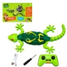 Игрушка Zooland "Ящерица" на пульте р/у, 2.4GHz, световые эффекты, вращение,ползает по полу и стенам