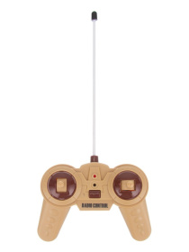 Танк на р/у, свет. и звук. эффекты, 35*10*30 см Танк на р/у, свет. и звук. эффекты, 35*10*30 см