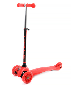 Самокат трехколесный