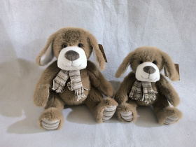 Собака бежевая  в шарфике, 26 см