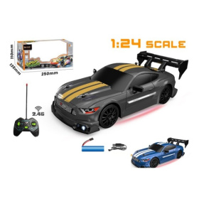 Машинка на пульте радиоуправления