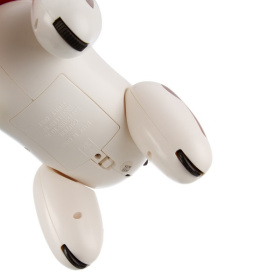 Робопес "Скай" "BEBOY" на пульте радиоуправления