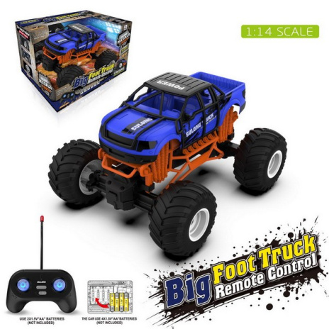 Машинка-бигфут на пульте радиоуправления