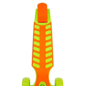 Самокат трехколесный