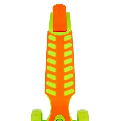 Самокат трехколесный