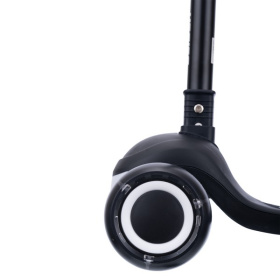 Самокат трехколесный Slider, светящиеся полиуретановые колёса и платформа, руль складной Самокат трехколесный Slider, светящиеся полиуретановые колёса и платформа, руль складной