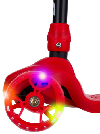 Самокат трехколесный со светящимися колесами