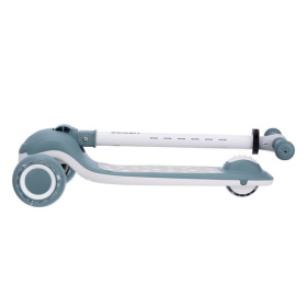 Самокат трехколесный Slider, светящиеся полиуретановые колёса и платформа, руль складной Самокат трехколесный Slider, светящиеся полиуретановые колёса и платформа, руль складной