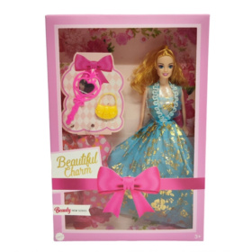 Кукла с аксессуарами